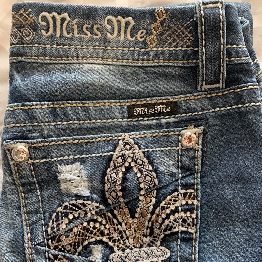 Miss me jeans size 27